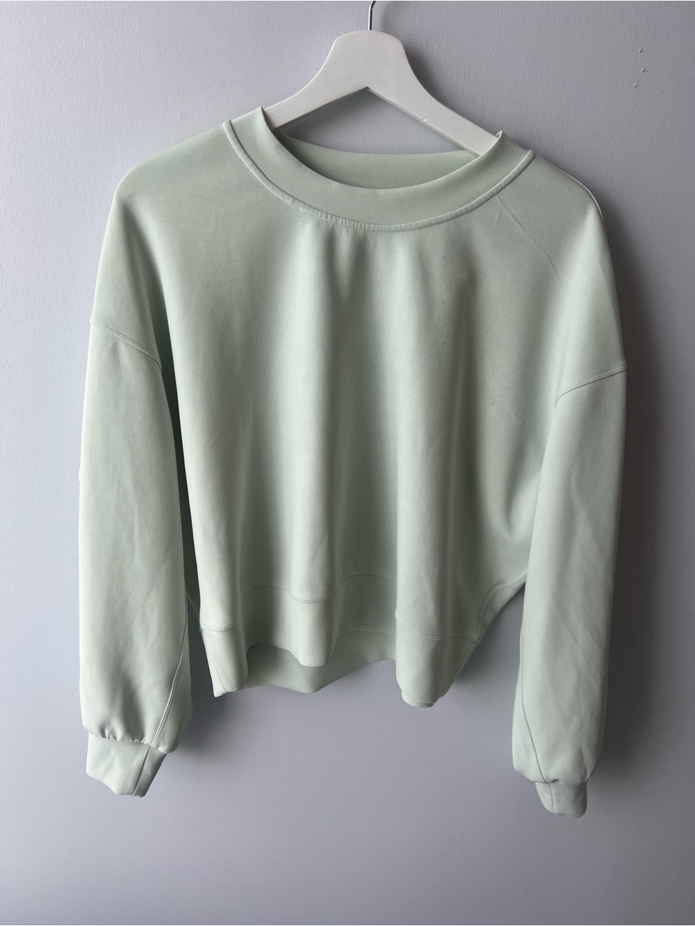 Lululemon Softstreme Perfectly Oversized Cropped Crew Kohlrabi Green Sweatshirt - Picture 3 of 9